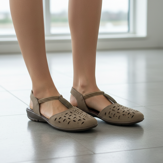 Luxe Cutout Comfort Sandals
