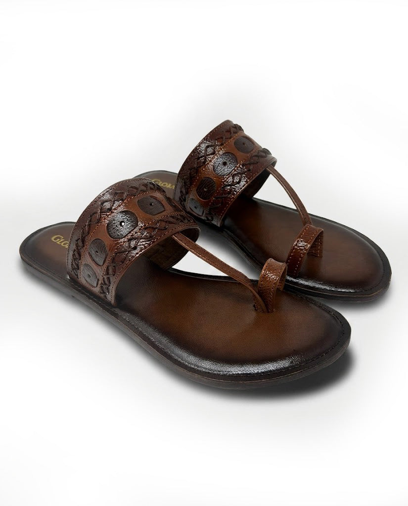 Posh Heritage Toe-Ring Flats