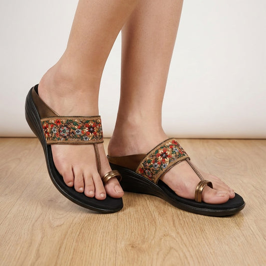 Bloom Toe-Ring Wedges