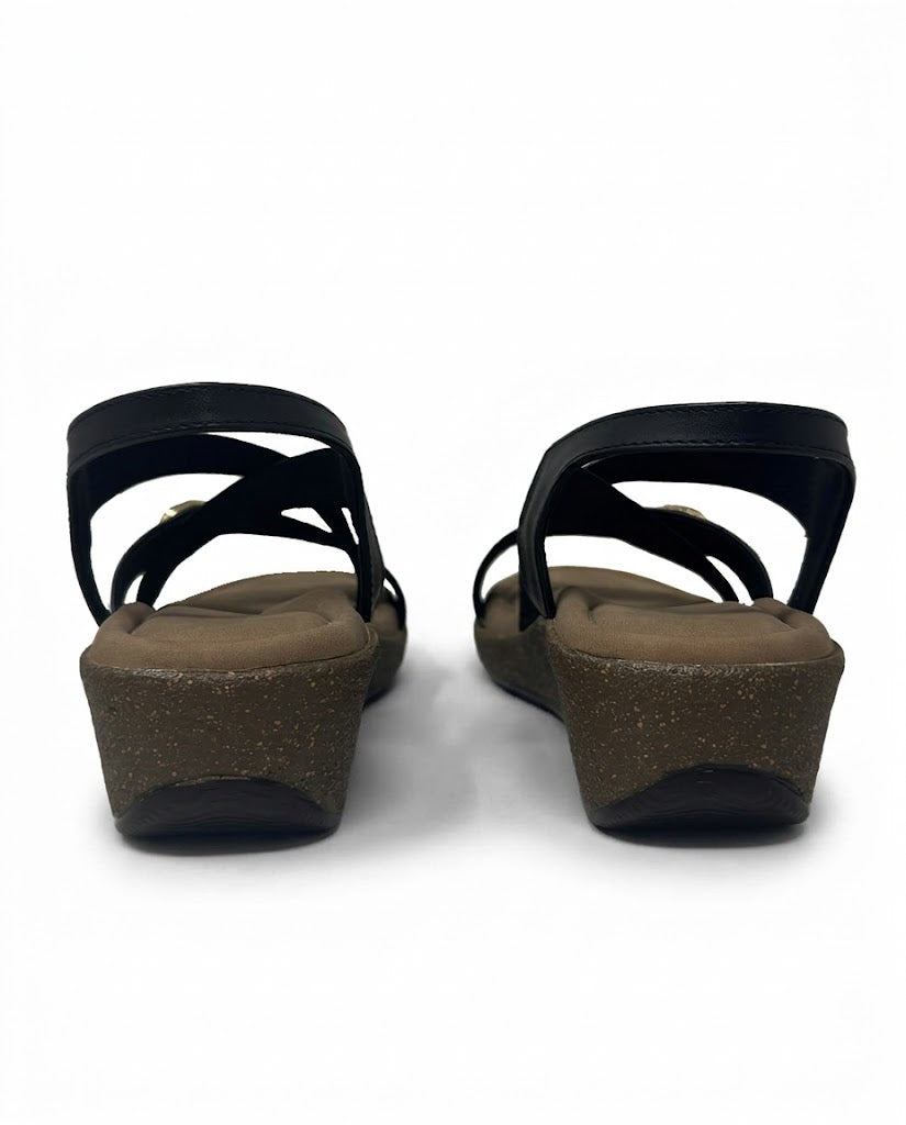 UrbanEdge Wedge Heels