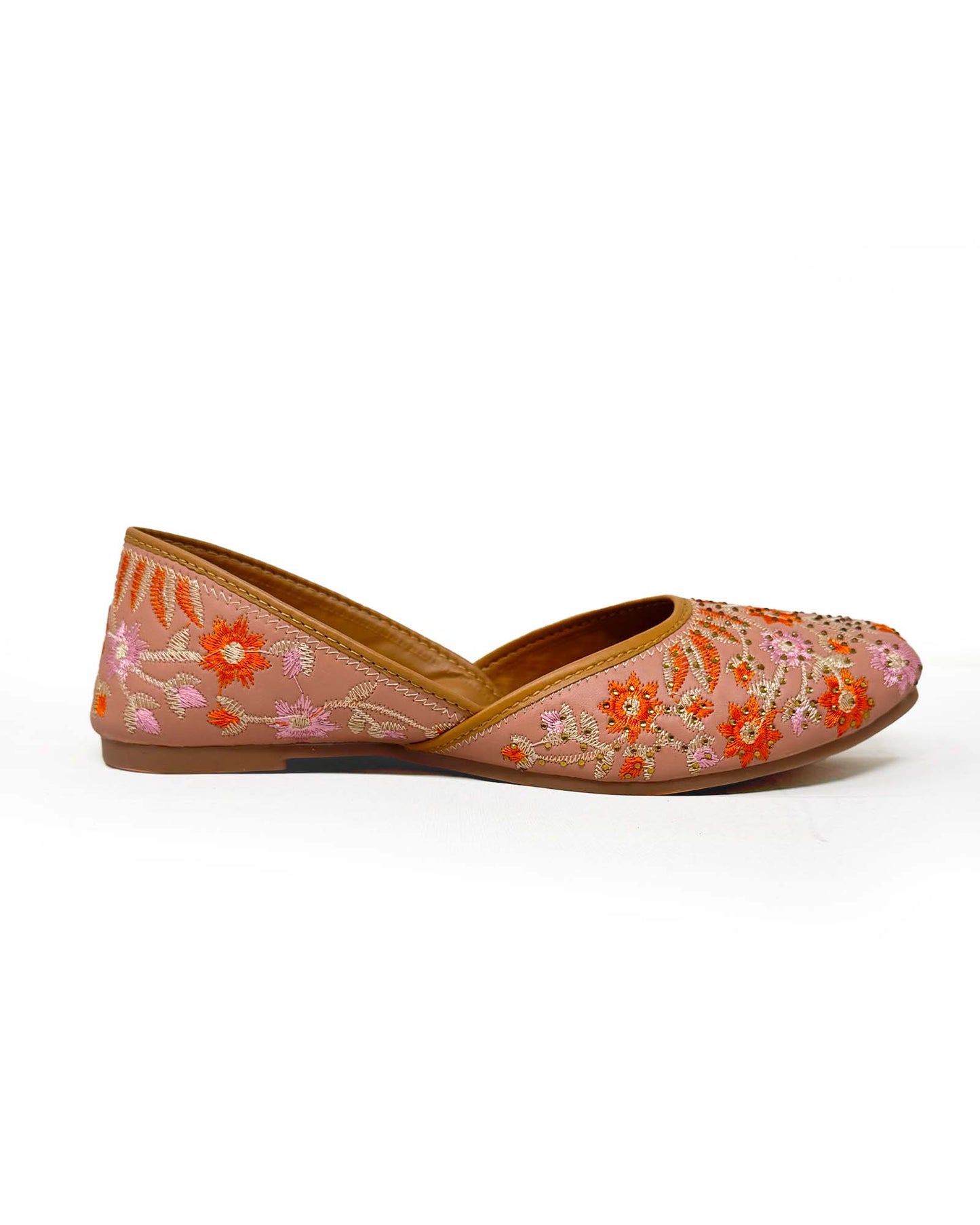 Floral Embroidered Juttis