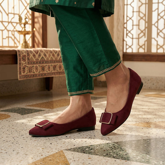 Elegant Wine Buckle Ballerinas
