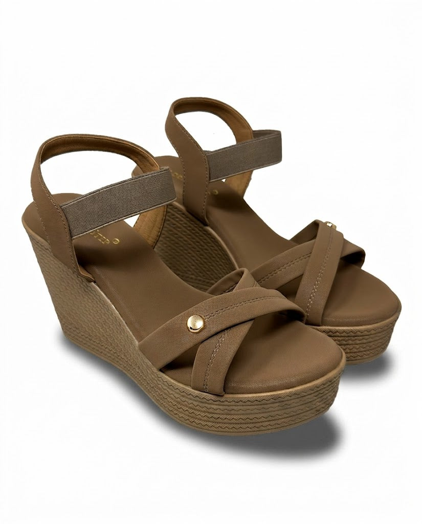 Cross-Strap Wedges