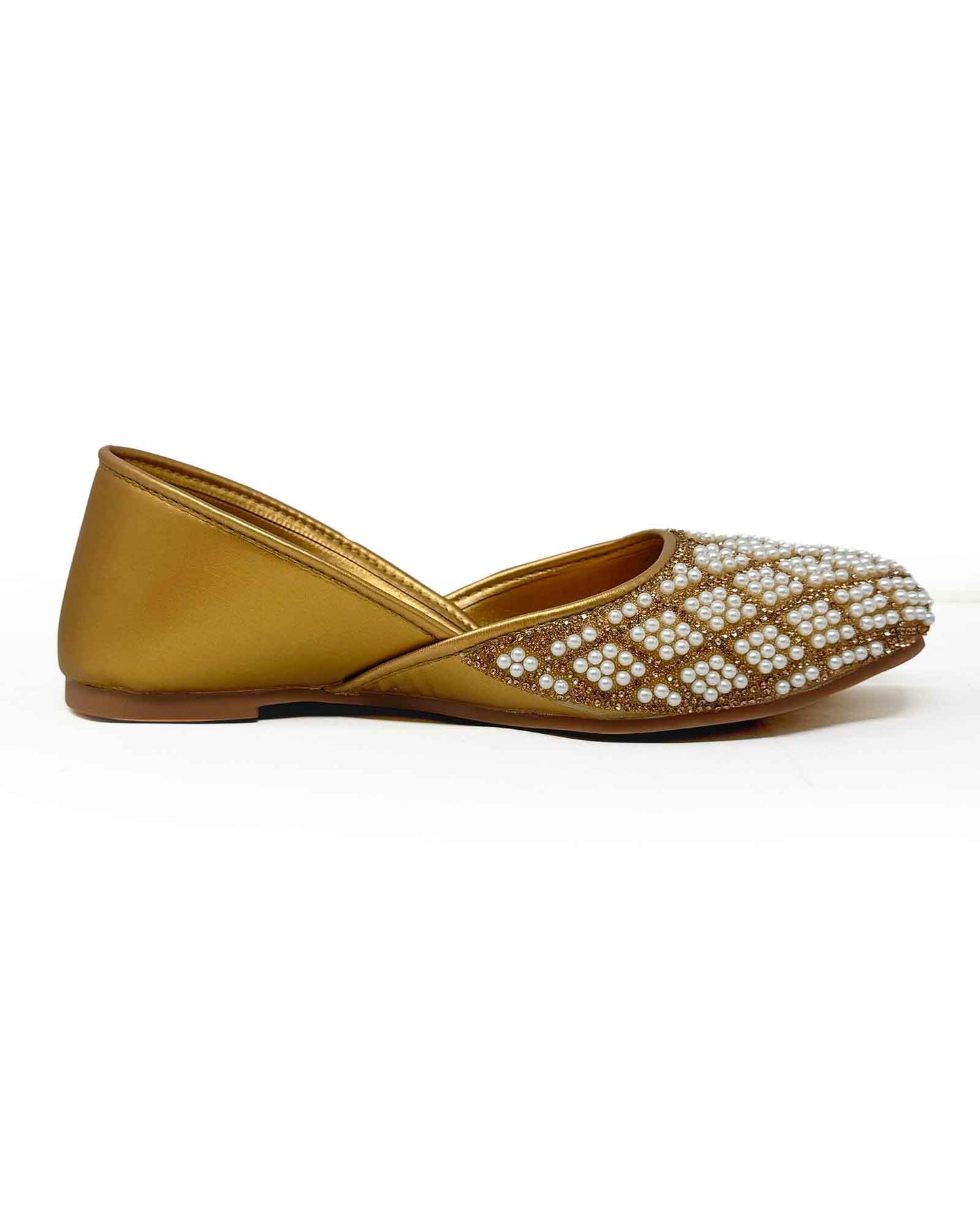 Pearl Luxe Juttis