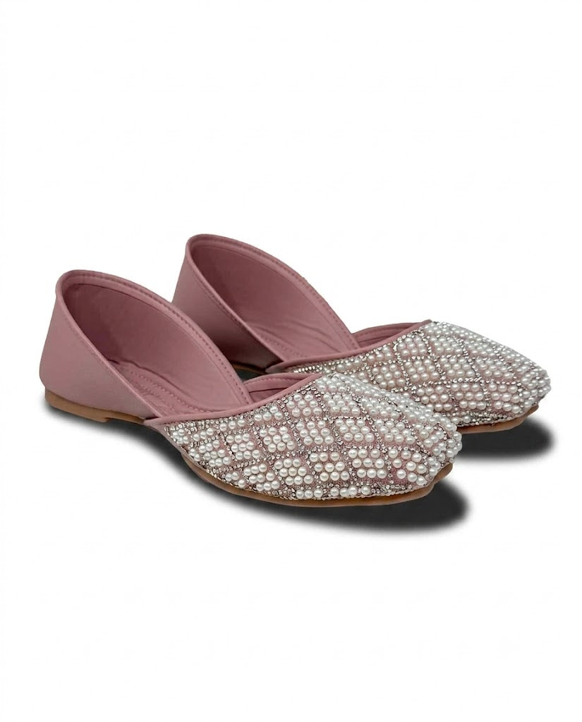 Pearl Luxe Juttis