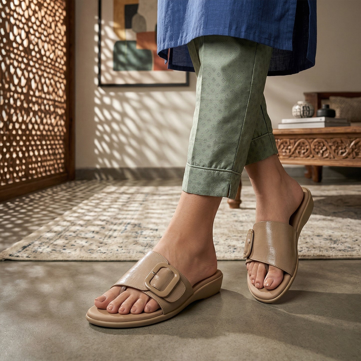 UrbanEase Buckle Comfort Slides