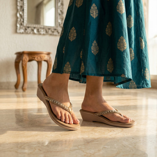 Stylish Rhinestone Wedge Sandals