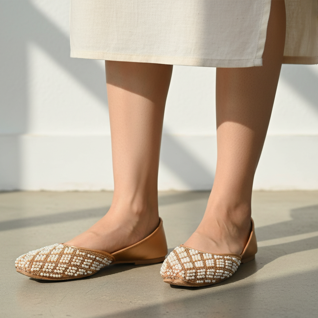 Pearl Luxe Juttis