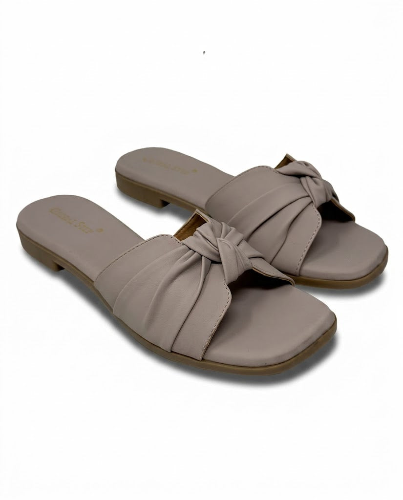 Soft Knot Comfort Flats
