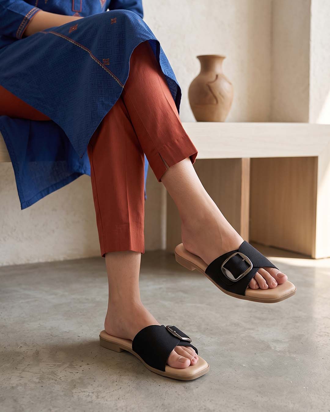 Classic Buckle Slide Sandals