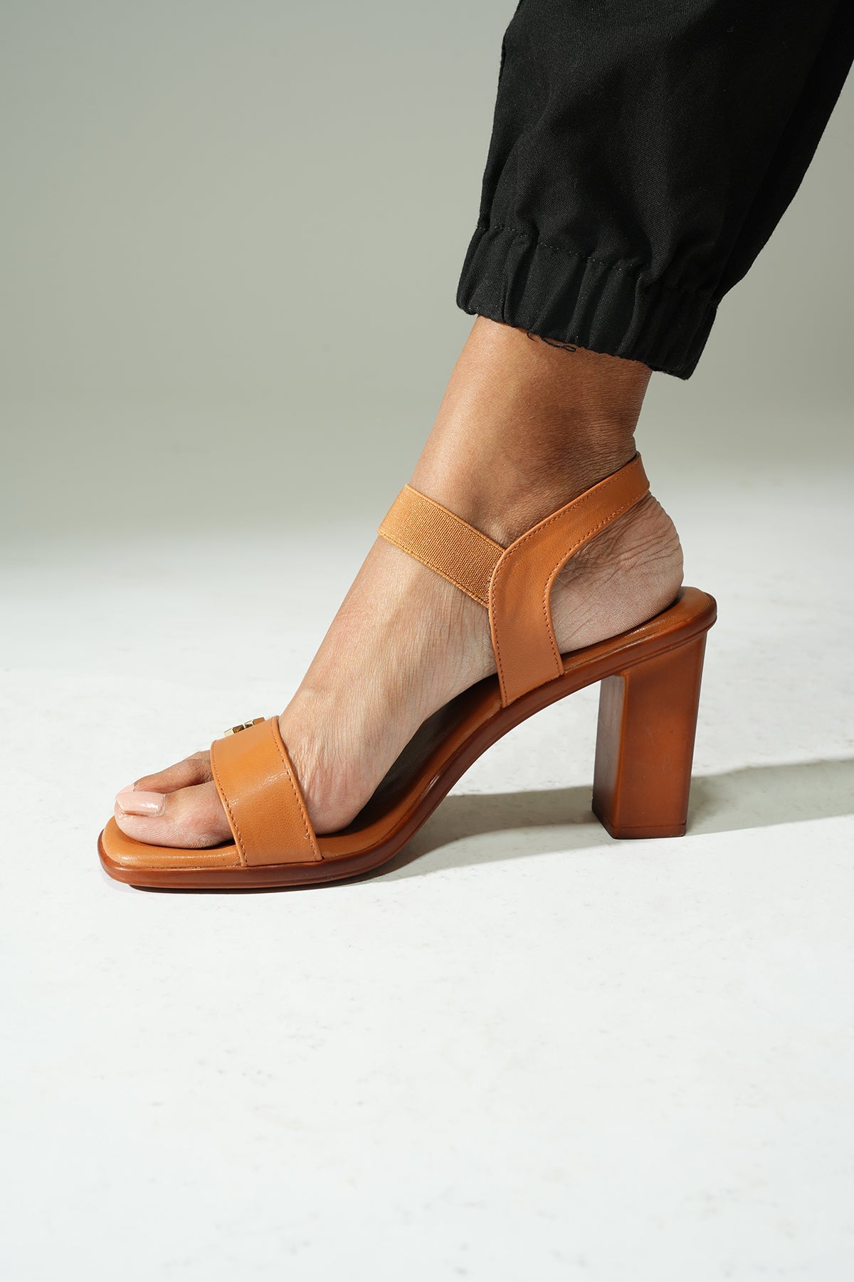 Majestic - Global Step - Heels - 36