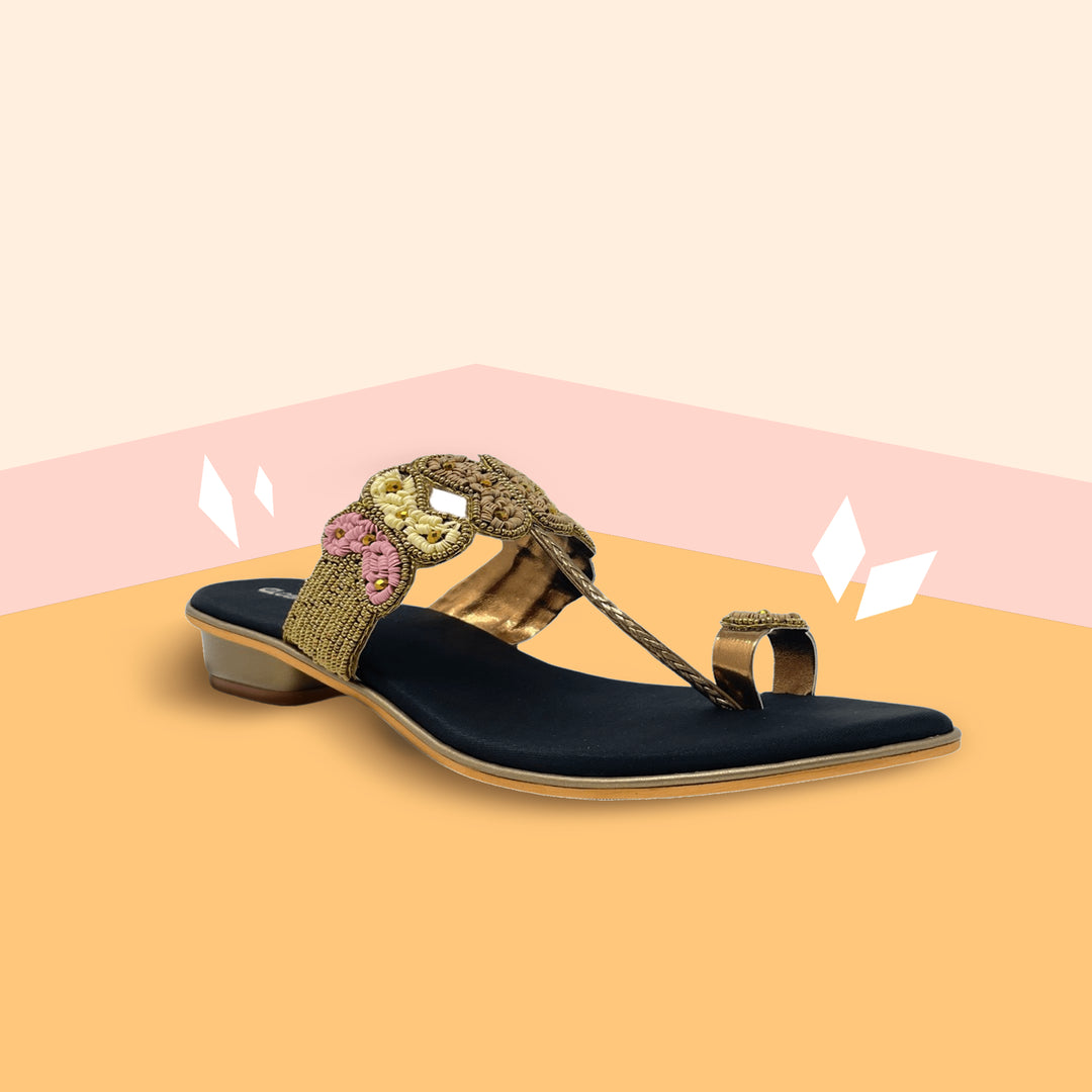 RetroModa Sandals - Global Step - Heels